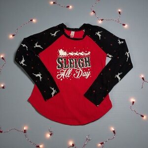 No Boundaries Sleigh All Day Holiday Raglan Top – Juniors M (7/9)